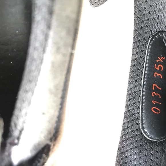 Prada 0137 Shoes size 35.5 (US size 5) - Picture 2 of 7